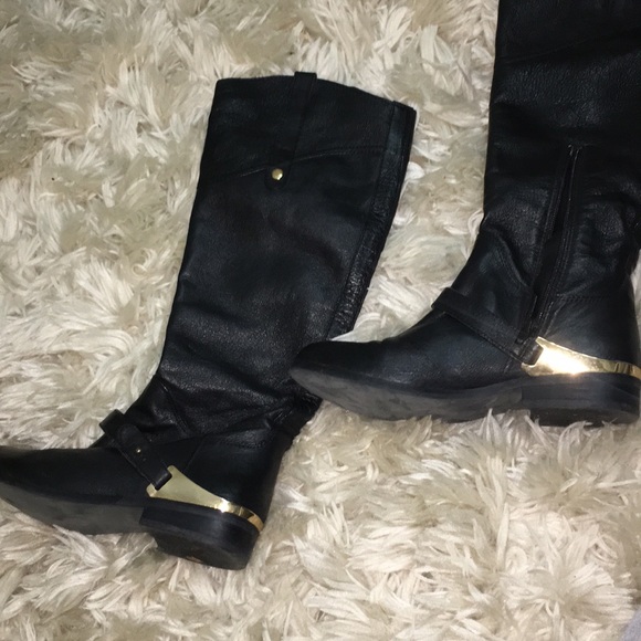 Black boots - Picture 6 of 7